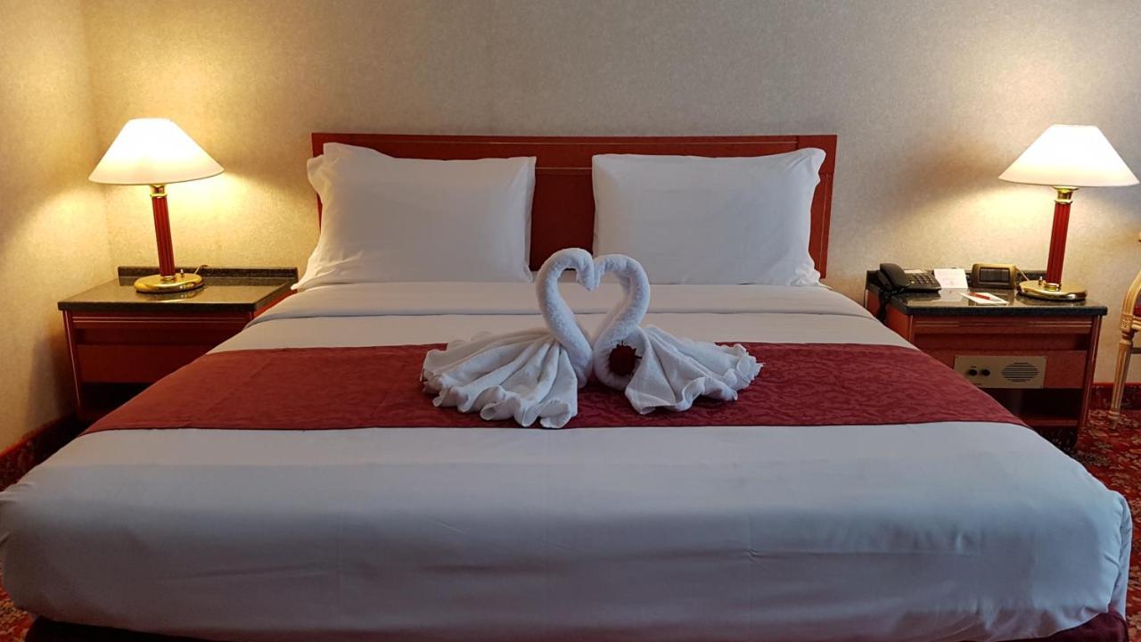 Russott Hotel 4*